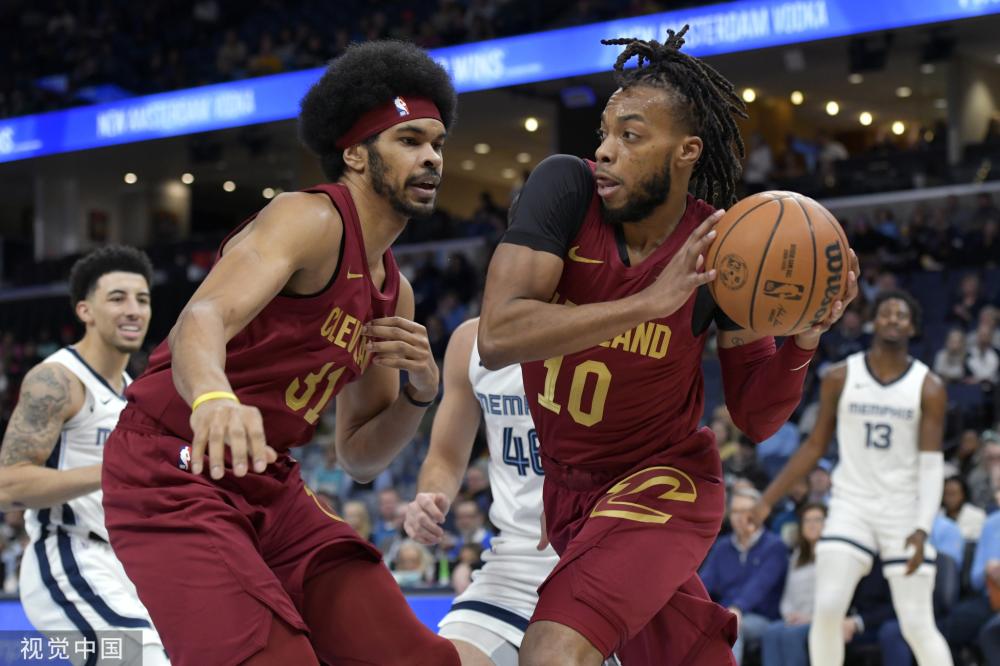 于场上的努 于场上的努